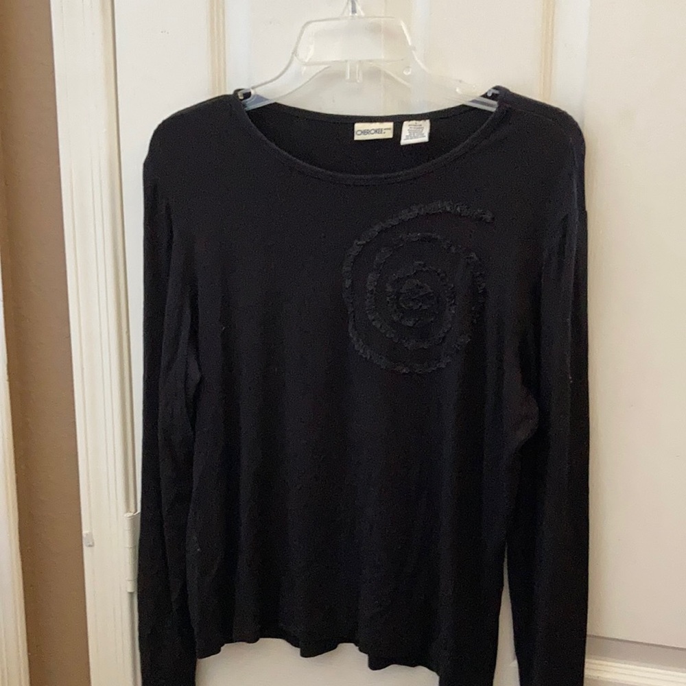 FINAL MARKDOWN Decorative Cherokee tee large